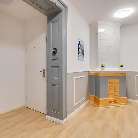 Centrum 6 7 Prochnika 21 3*